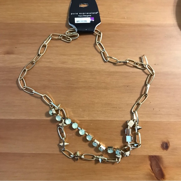 Necklace brand new - Picture 2 of 3